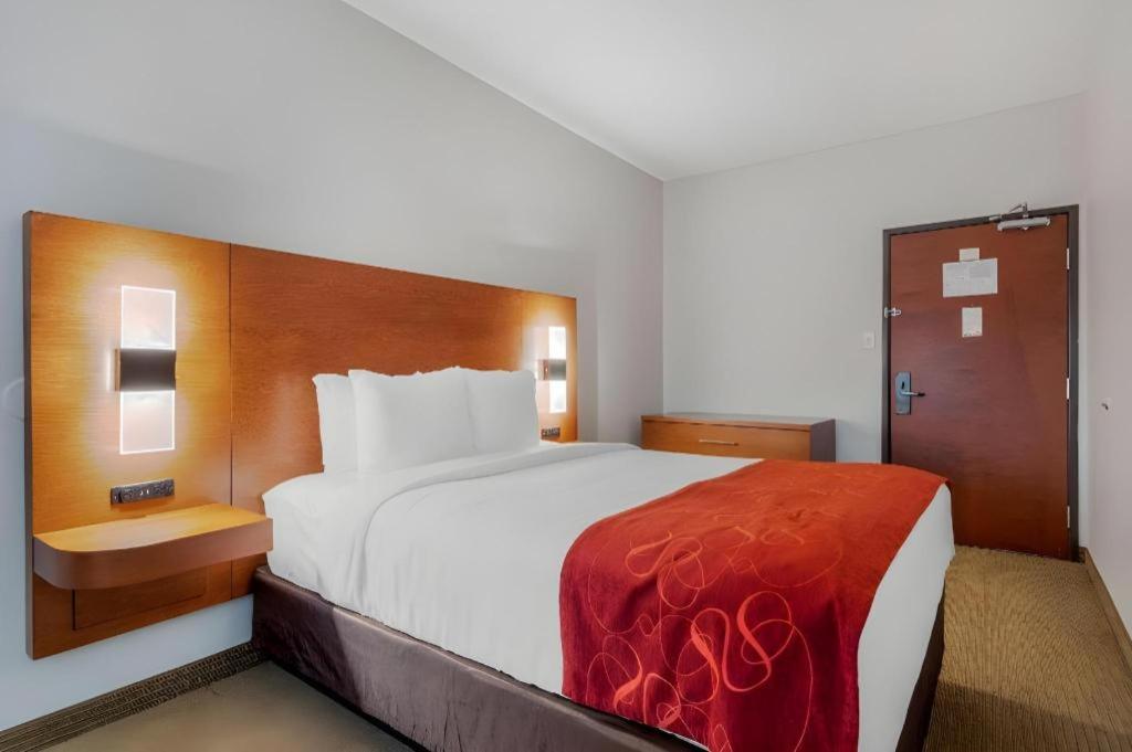 לה פורט Comfort Suites מראה חיצוני תמונה