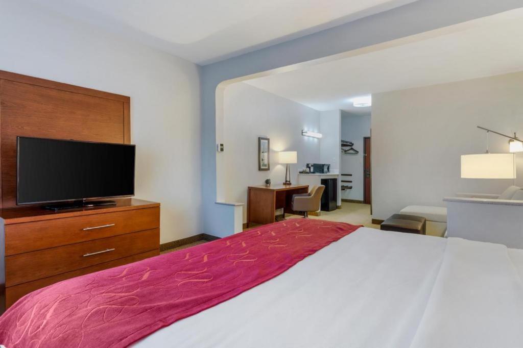 לה פורט Comfort Suites מראה חיצוני תמונה